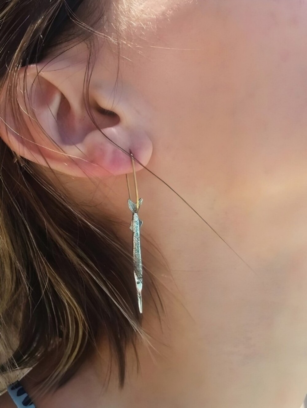 Minimalist & Delicate Fish Earrings On Hooks NWOT - Picture 7 of 9